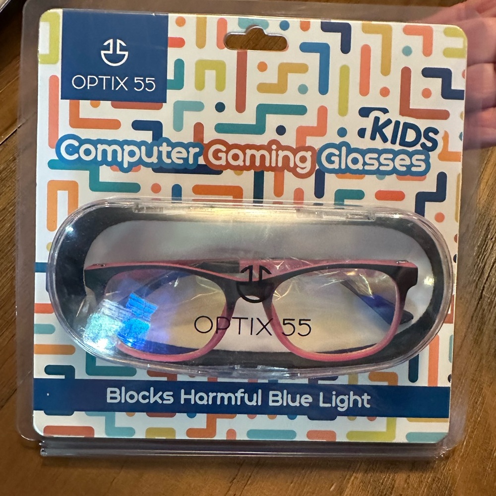 Optix 55 Kids Computer/Gaming Glasses blocks harmful blue light‎